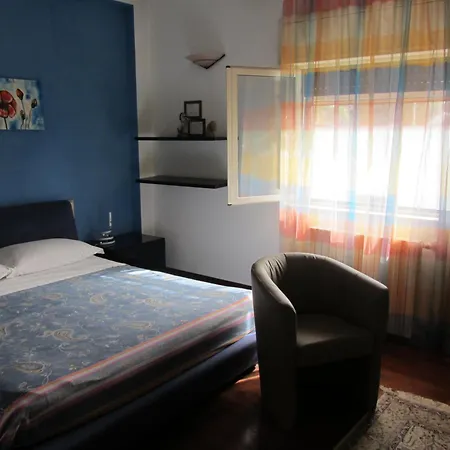 盐和太阳住宿加早餐酒店 圣卡塔尔多