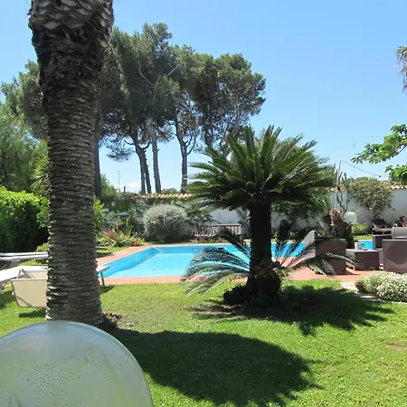 Sole E Sale Bed and Breakfast San Cataldo (Apulia)